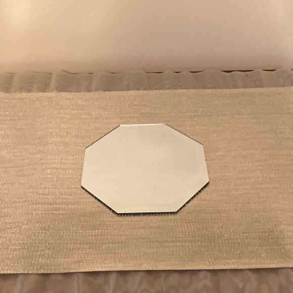 Octagon shaped Bevels Mirror to Display your Beautiful collectibles Bundle of 2 - Picture 6 of 10